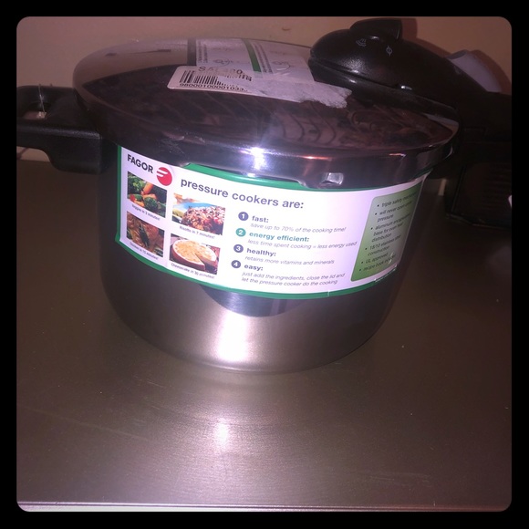 Fagor elite pressure cooker New - Picture 1 of 2